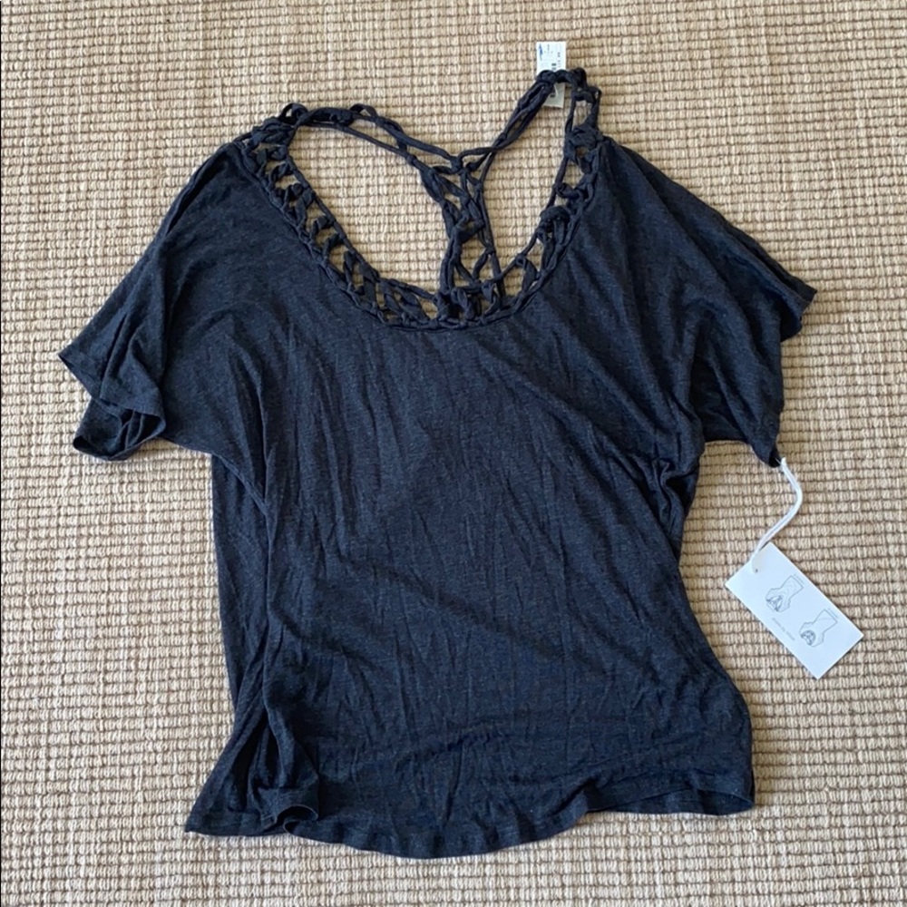 NWT THREE DOT TSHIRT